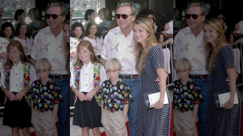 Jane Seymour with James Keach, Katherine Flynn, and Sean on a 1995 red carpet