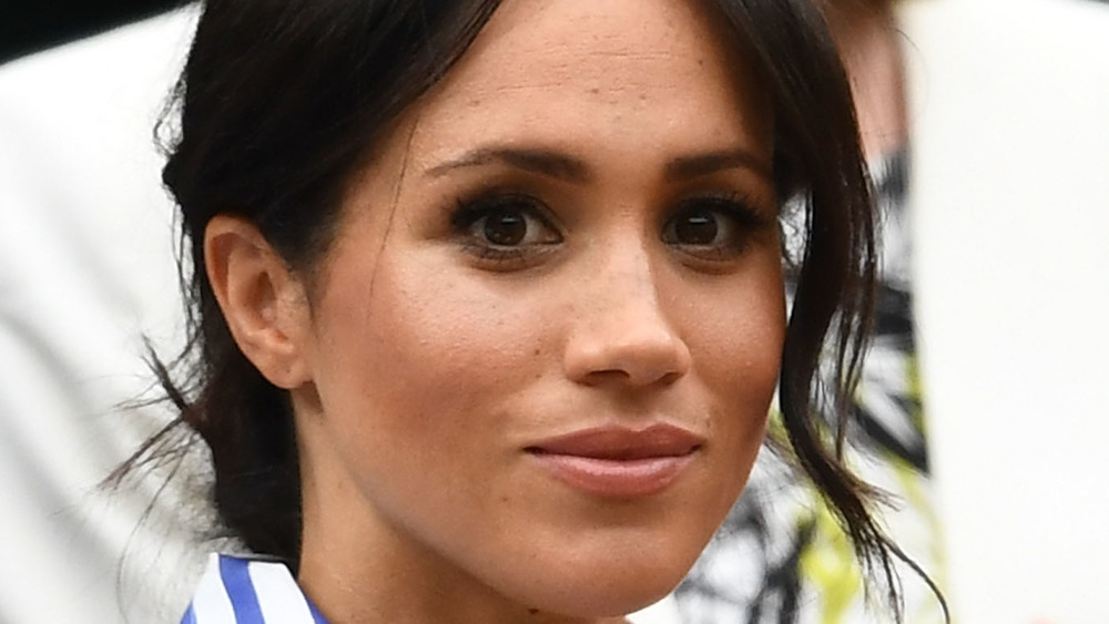 Meghan Markle messy hair