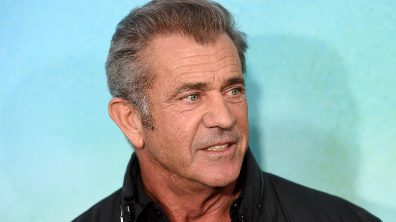 Mel Gibson clean shaven