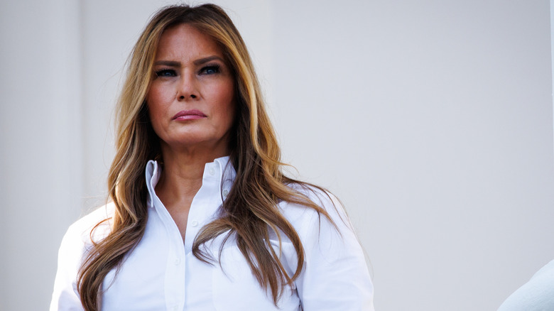 Melania Trump posing with long blonder hair