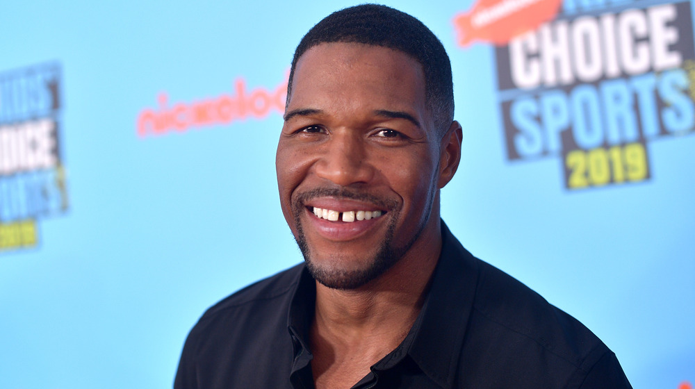 Michael Strahan smiling 
