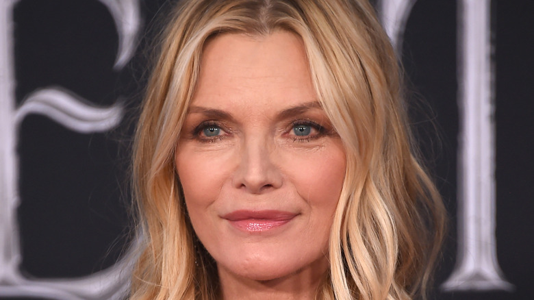 Michelle Pfeiffer posing