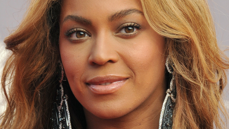 Beyoncé smiling