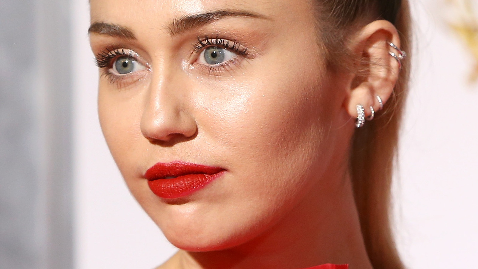 miley-cyrus-and-cher-have-a-complicated-history