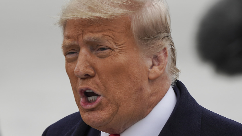 Donald Trump gives a thumbs up