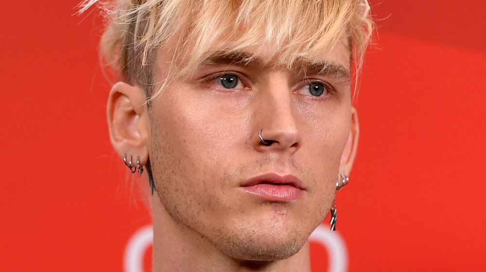 Machine Gun Kelly on the red carpet