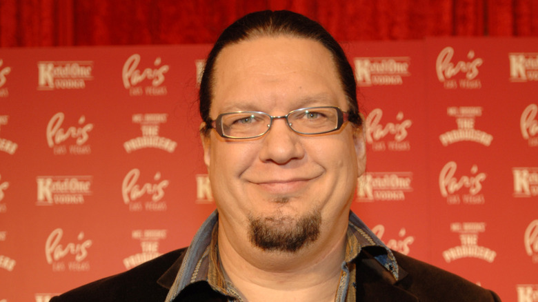 Penn Jillette smiles red carpet 2008