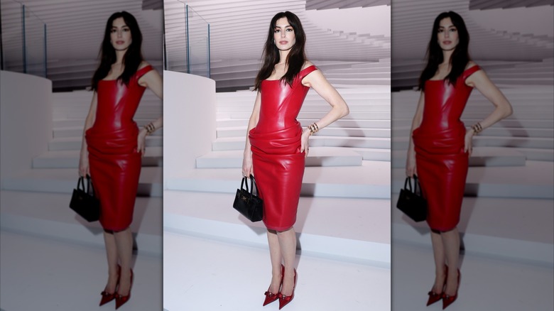 Anne Hathaway 2024 February Versace red dress