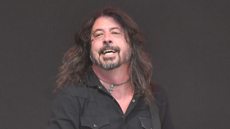 Dave Grohl performs black shirt