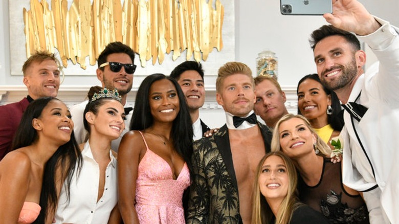 Summer House cast smiling for prom selfie