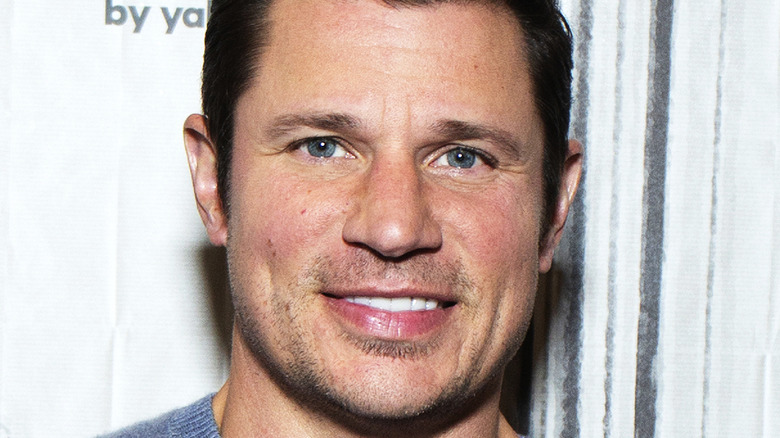 Nick Lachey smiling