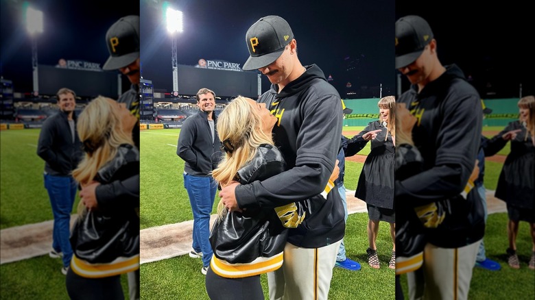 Livvy Dunne, Paul Skenes embracing