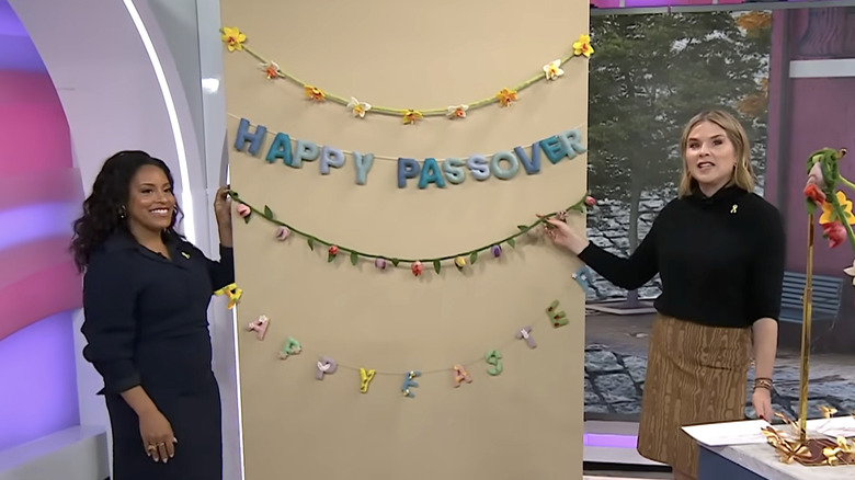 Sheinelle Jones and Jenna Bush Hager on Today show set