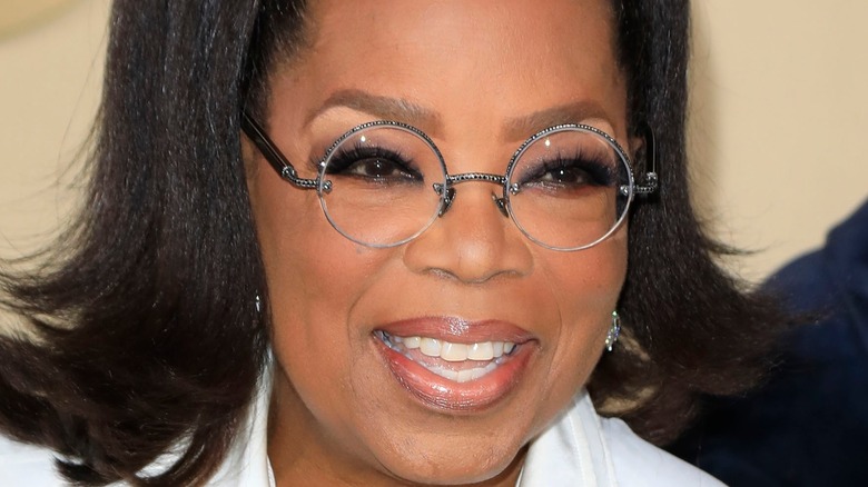 Oprah Winfrey in round glasses