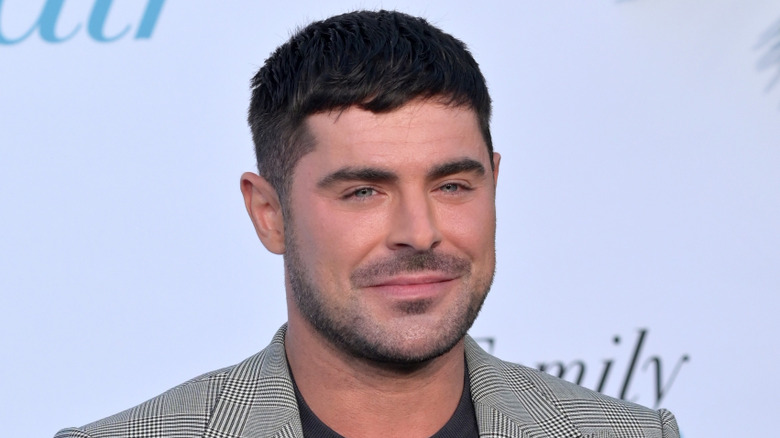 A recent closeup picture of Zac Efron
