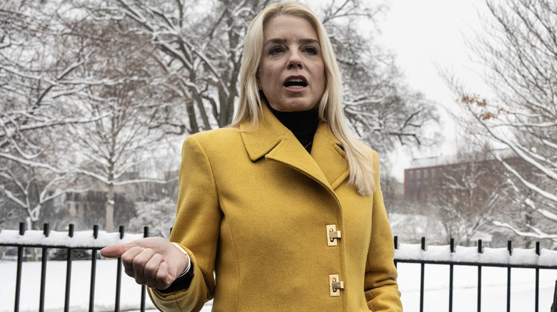 Pam Bondi speaking to reporters outside the White House