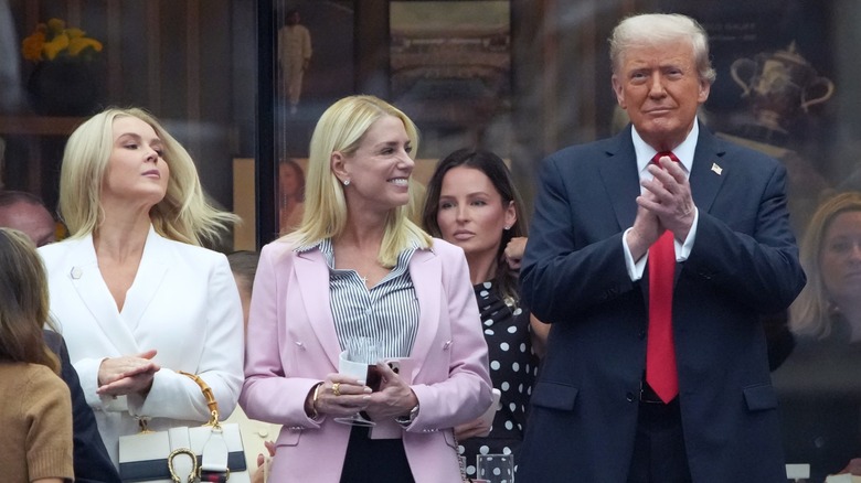 Karoline Leavitt Pam Bondi and Donald Trump