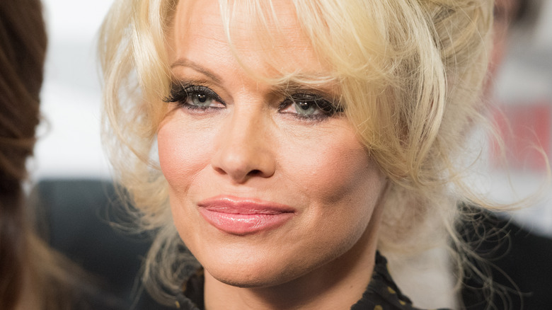 Pamela Anderson updo