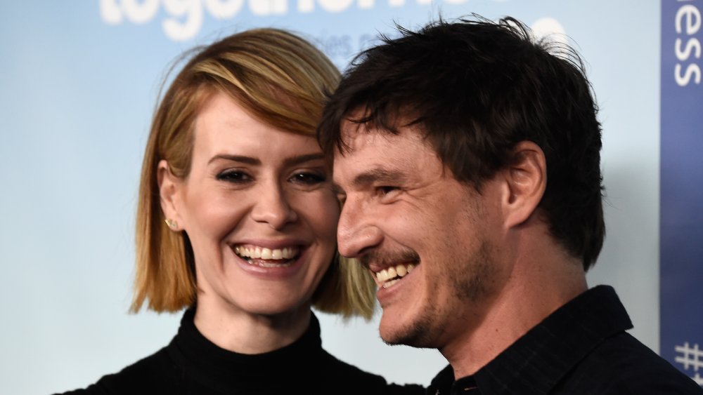 Sarah Paulson & Pedro Pascal 