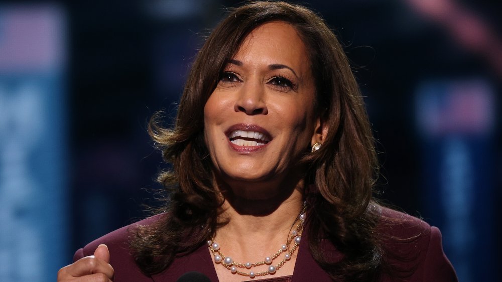 Kamala Harris pearls