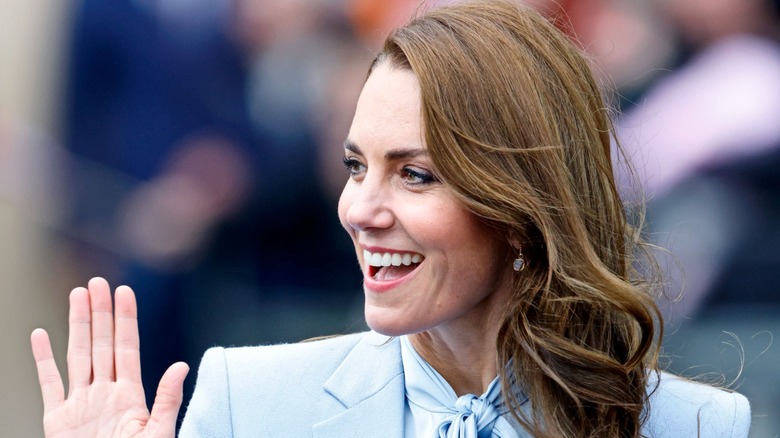 Kate Middleton with waves