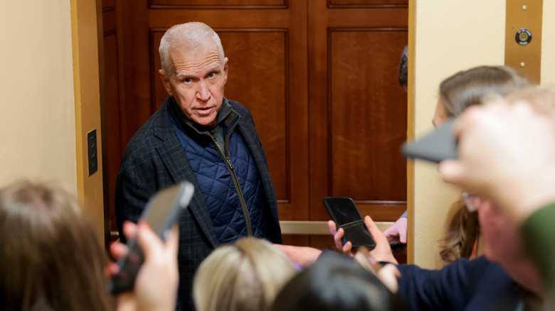 Sen. Thom Tillis speaking to reporters in the Senate Subway at the U.S. Capitol