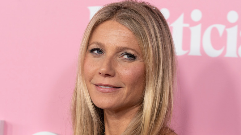 Gwyneth Paltrow pink backdrop