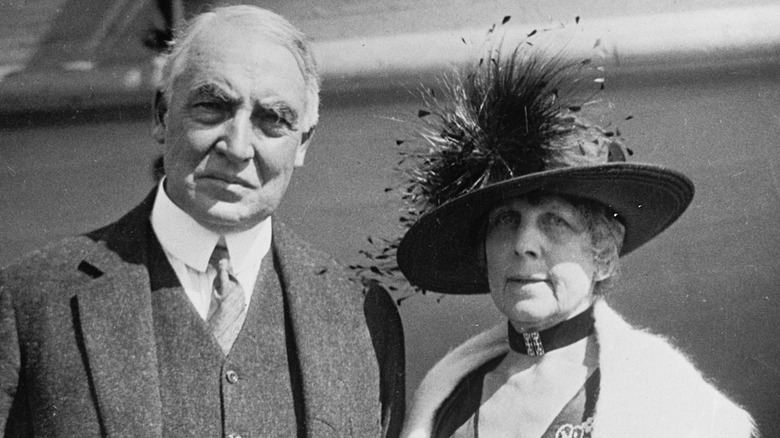 Woodrow Wilson and his wife pose for a photo