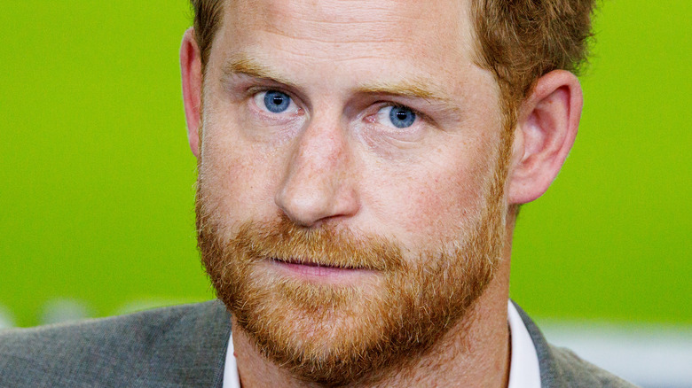 Prince Harry green background 
