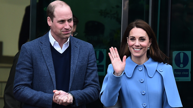 Prince William and Kate Middleton waving