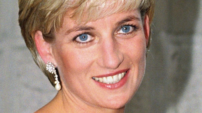 Princess Diana blue eyes