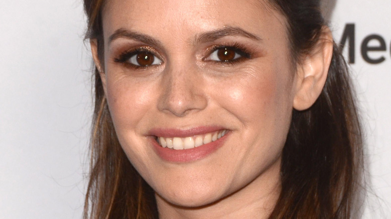 Rachel Bilson slight smile 2018