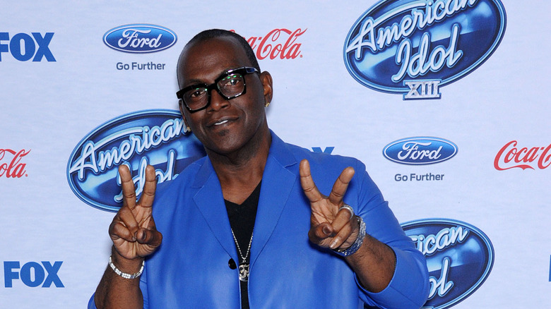 Randy Jackson peace signs