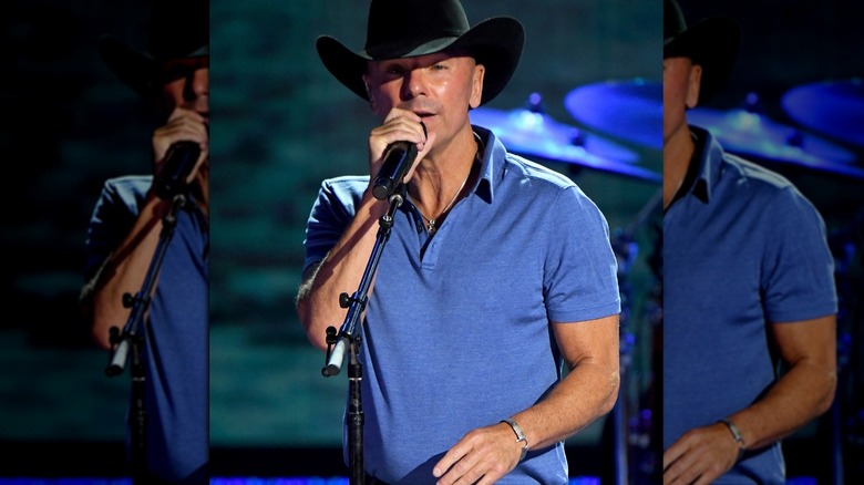 Kenny Chesney performs at the 2021 ACM Awards