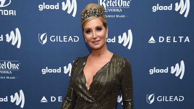 Sonja Morgan posing