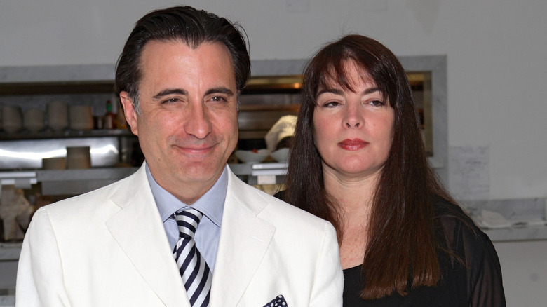 Andy and Marivi Garcia at golf tournament