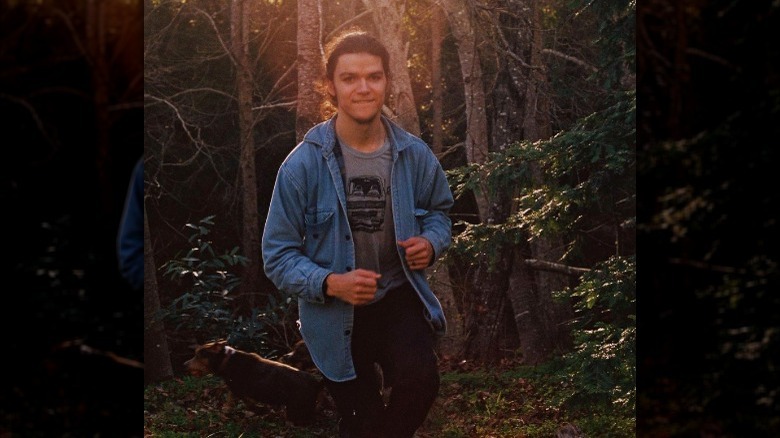 Jacob Roloff posing