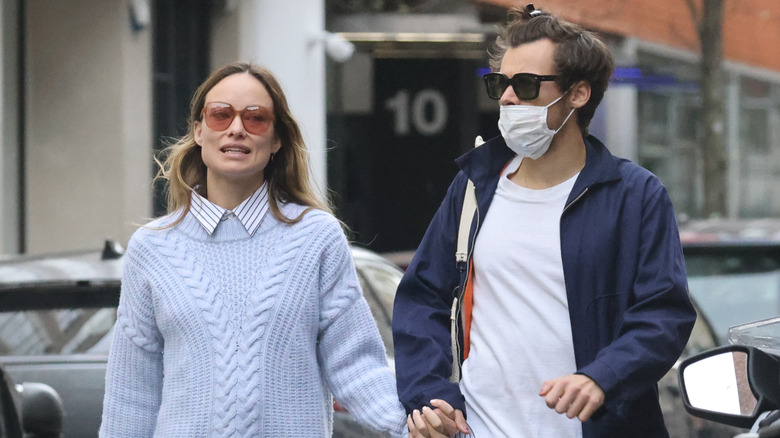 Harry Styles and Olivia Wilde walking
