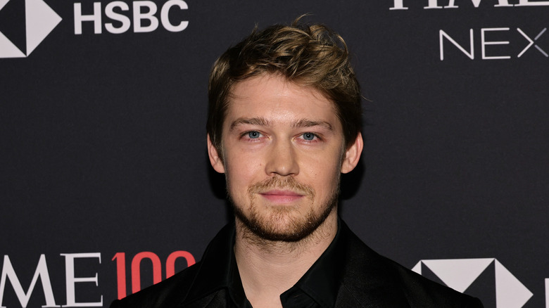 Joe Alwyn smiling