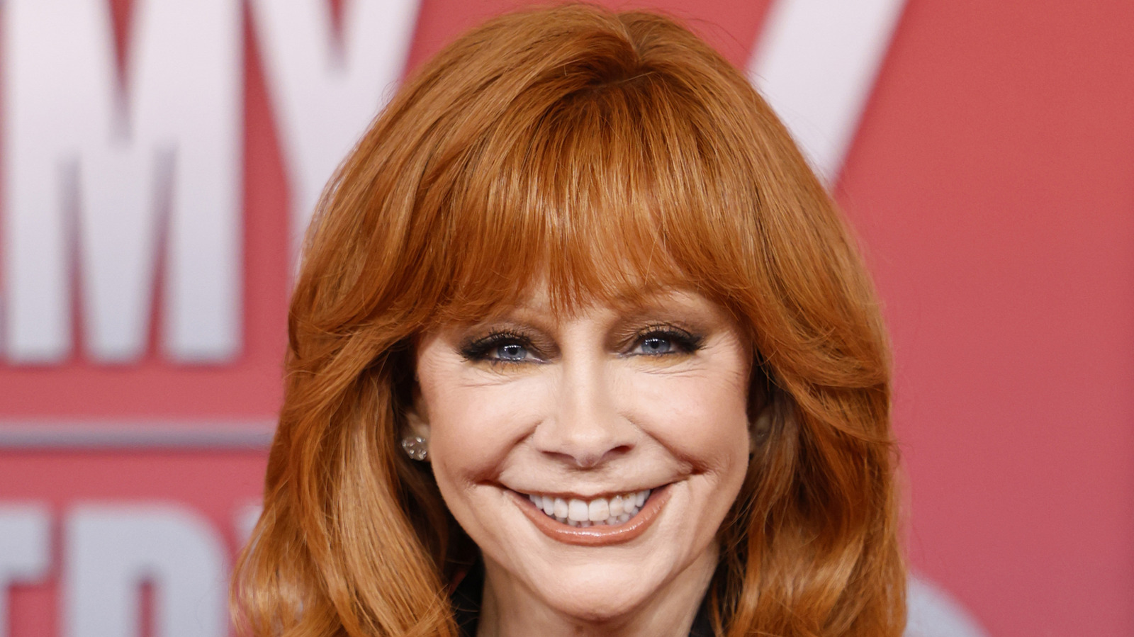 Reba McEntire's Face Tune-Up Is Betrayed By Unfiltered Look At This Body Part