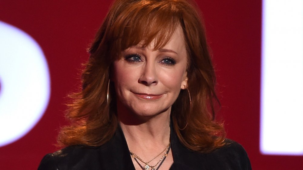 Reba McEntire's Hair Secrets: How She Keeps Her Locks Looking Fabulous - wide 2