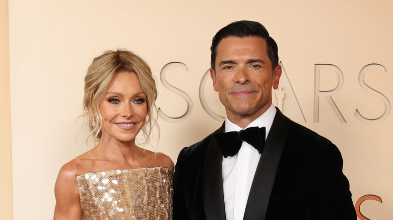 Kelly Ripa and Mark Consuelos at the Oscars
