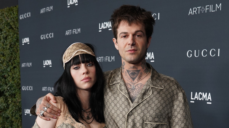 Billie Eilish and Jesse Rutherford posing