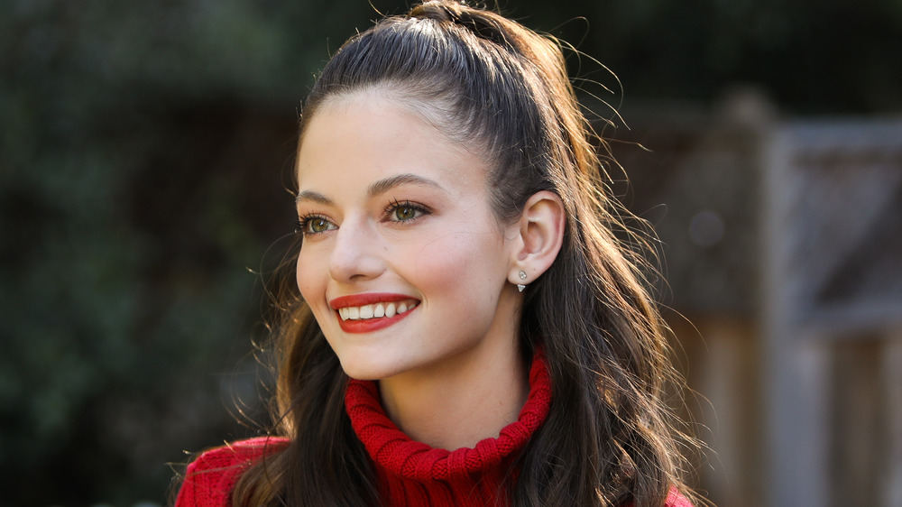 Mackenzie Foy smiling 