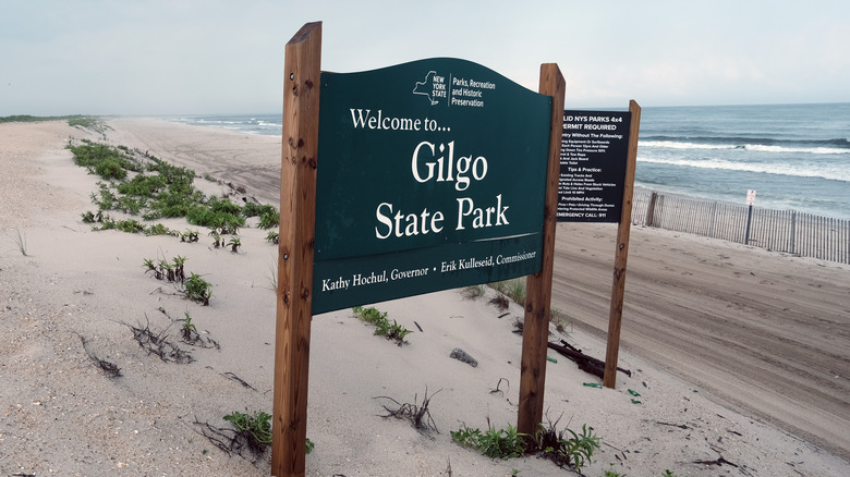Gilgo State Park sign