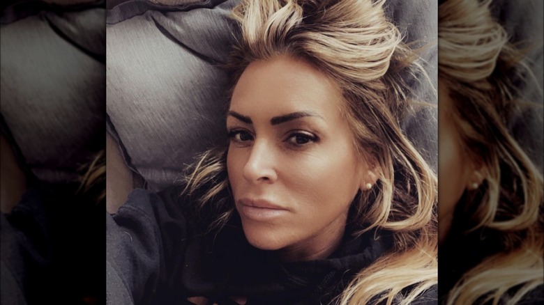 Vanessa Reiser taking a selfie on couch