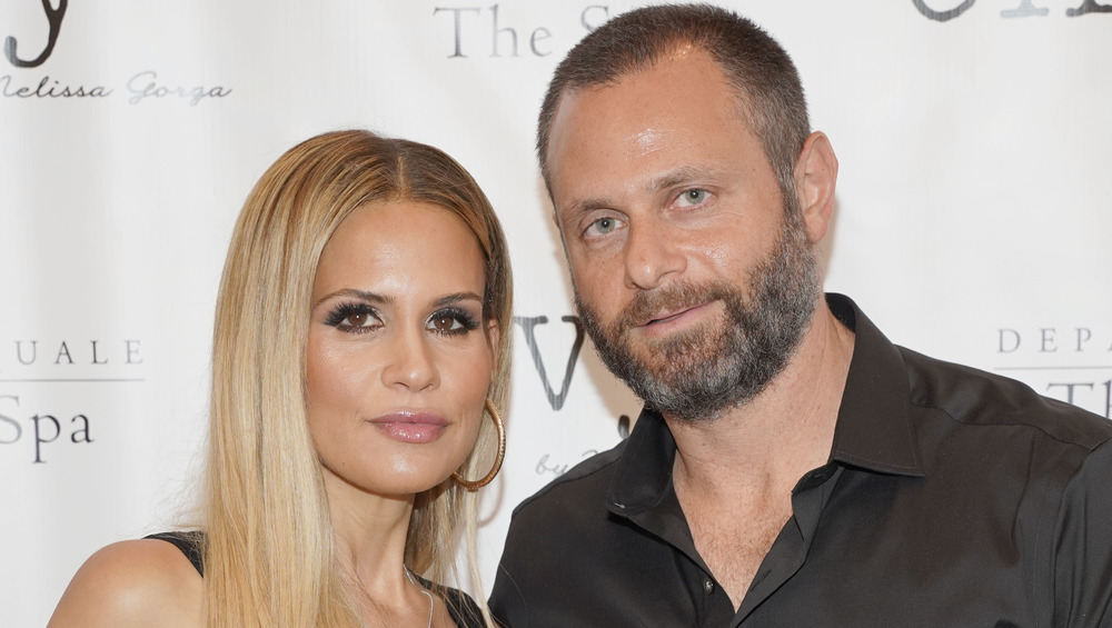 Jackie and Evan Goldschneider on a red carpet