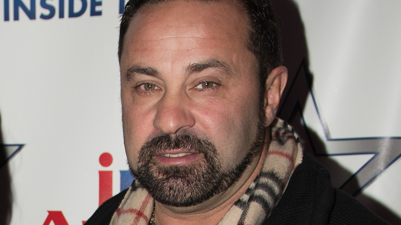 Joe Giudice posing