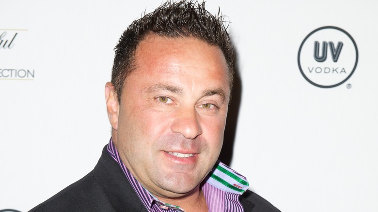 Joe Giudice posing