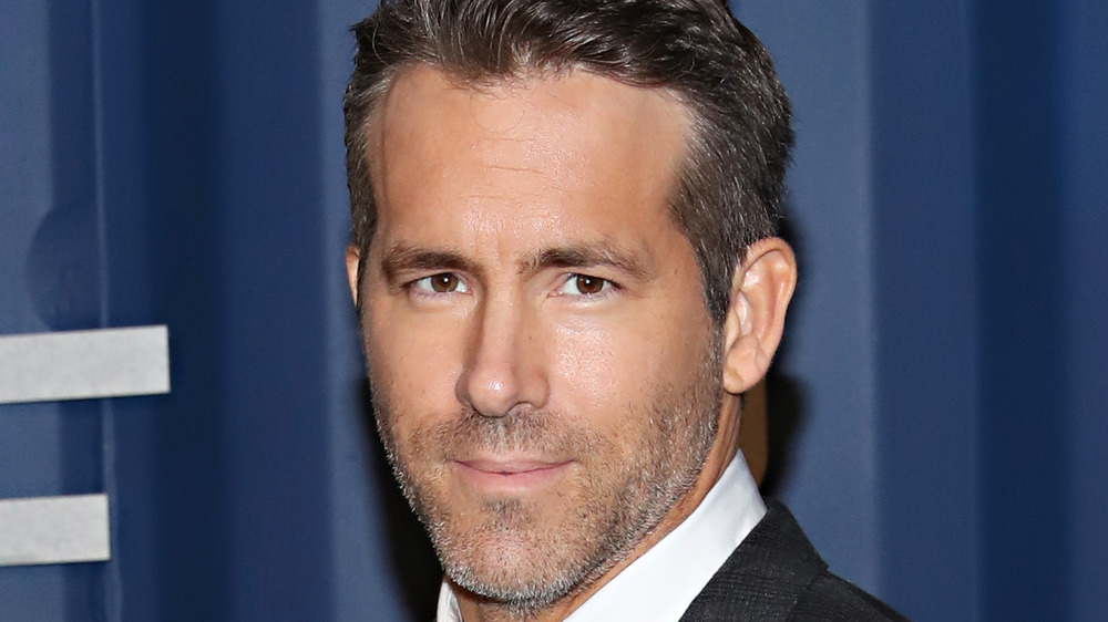 Ryan Reynolds has a Hollywood lookalike